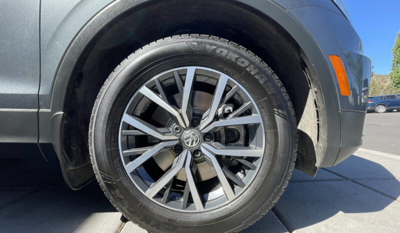 Used 2019 Volkswagen Tiguan SE Sport Utility – 3VV2B7AX3KM132856 full